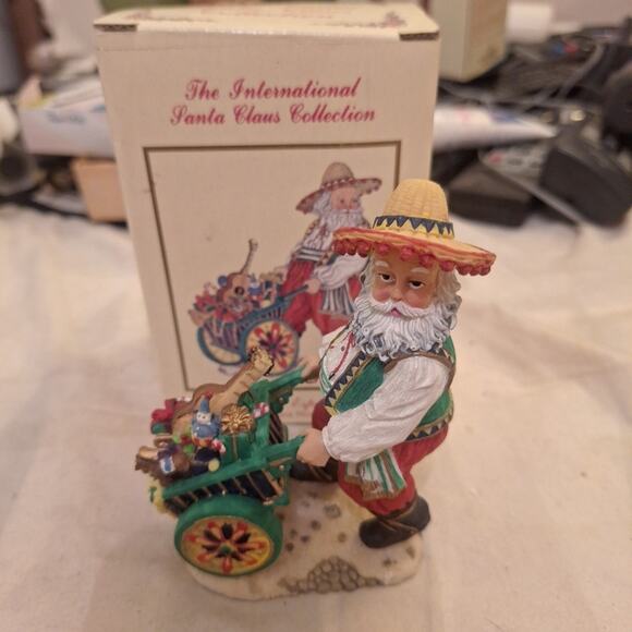 The International Santa Claus Collection SC41 1999 Santa Espana Costa Rica - Picture 1 of 6